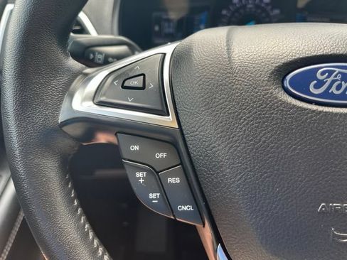 Used 2024 Ford Edge Titanium AWD/4WD image 20