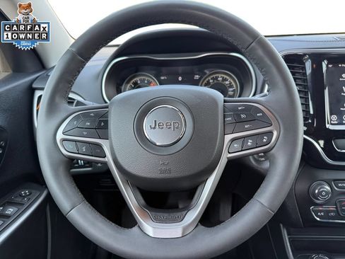 Certified 2022 Jeep Cherokee Limited AWD/4WD image 12