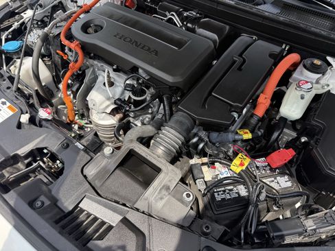 Used 2025 Honda Accord Sport image 34