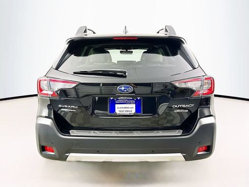 Used 2025 Subaru Outback Limited AWD/4WD image 15