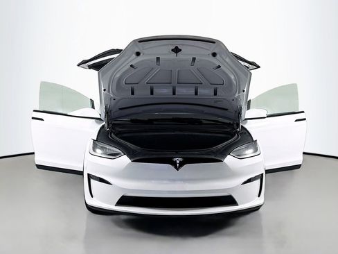 Used 2023 Tesla Model X AWD/4WD image 26