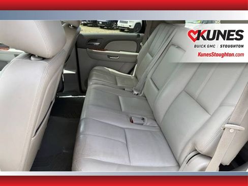 Used 2012 GMC Yukon SLT w/ SLT-2 Equipment Package AWD/4WD image 17