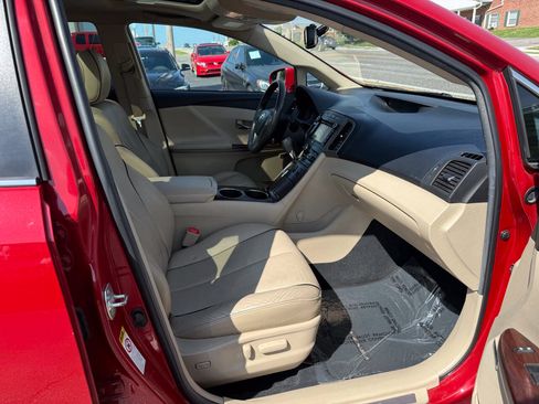 Used 2013 Toyota Venza XLE w/ XLE Premium Pkg FWD image 10