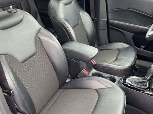 Certified 2021 Jeep Compass Latitude w/ Sun and Sound Group image 16