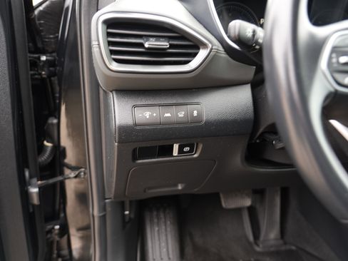 Used 2023 Hyundai Santa Fe SEL image 19