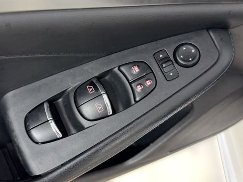 Used 2017 Nissan Maxima SR w/ Midnight Edition image 13