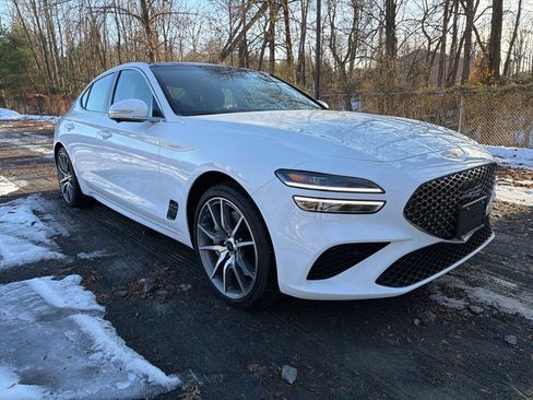 Used 2026 Genesis G70 2.5T Prestige image 2