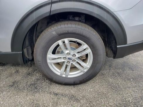 Used 2021 Ford Explorer XLT w/ Class III Trailer Tow Package image 27