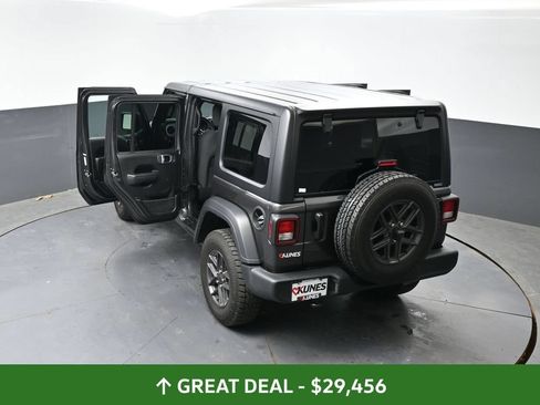 Used 2025 Jeep Wrangler Unlimited Sport AWD/4WD image 61