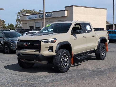 Used 2023 Chevrolet Colorado ZR2 w/ ZR2 Convenience Package III AWD/4WD image 1