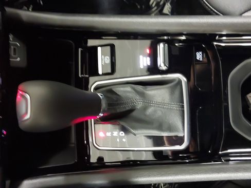 New 2026 Jeep Compass Latitude image 21