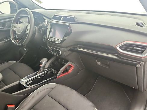 Certified 2023 Chevrolet TrailBlazer RS w/ Sun and Liftgate Package image 30