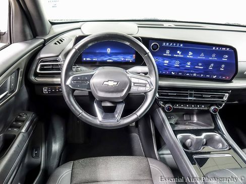 Certified 2024 Chevrolet Traverse LT image 13