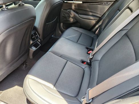 Certified 2025 Kia Seltos EX w/ EX Sunroof Package AWD/4WD image 18