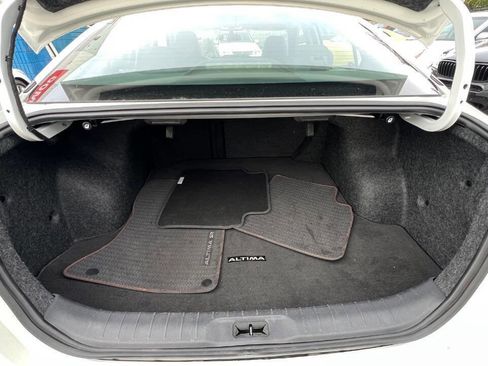 Used 2019 Nissan Altima 2.5 SR image 26