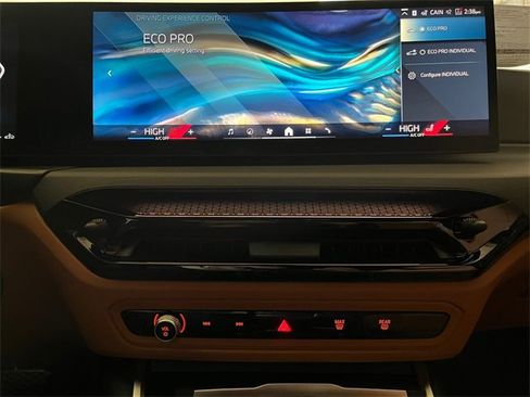 New 2026 BMW 330i xDrive 330i xDrive w/ Premium Package image 19