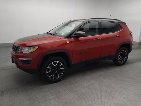 Used 2020 Jeep Compass Trailhawk AWD/4WD image 2