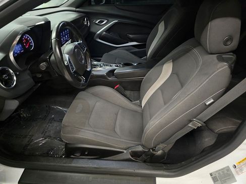 Used 2023 Chevrolet Camaro LT RWD image 15