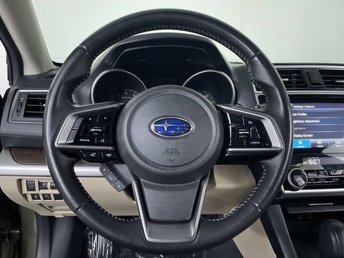 Used 2018 Subaru Outback 2.5i Limited w/ Popular Package #2 AWD/4WD image 13