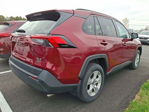 Used 2020 Toyota RAV4 XLE w/ All Weather Liner Package image 5