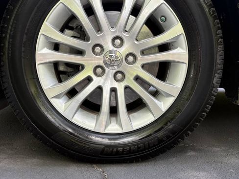Used 2016 Toyota Sienna XLE FWD image 14