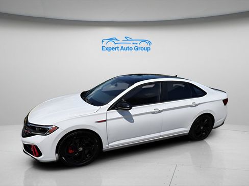 Used 2023 Volkswagen Jetta GLI Autobahn w/ GLI Black Package image 37