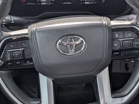 Used 2025 Toyota Tundra Platinum AWD/4WD image 10