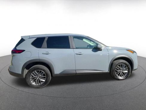 Used 2026 Nissan Rogue SV FWD image 15