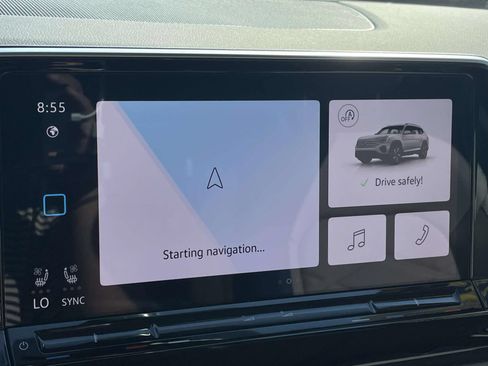 Certified 2026 Volkswagen Atlas SE w/ Panoramic Sunroof Package FWD image 25