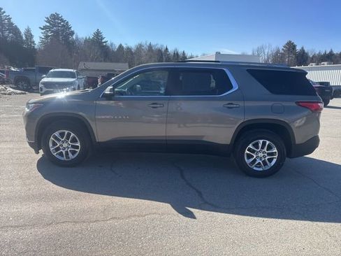 Used 2018 Chevrolet Traverse LT w/ LPO, Floor Liner Package image 3