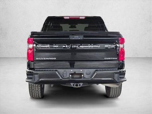 Used 2026 Chevrolet Silverado 1500 Custom w/ Turbomax Blackout Package RWD image 6