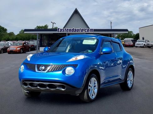 Used 2011 Nissan Juke SV AWD/4WD image 1