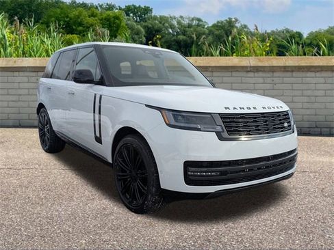 New 2026 Land Rover Range Rover SE image 3