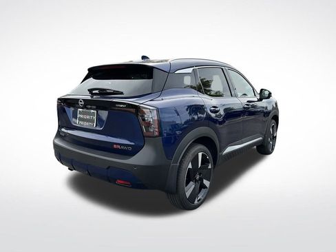 New 2025 Nissan Kicks SR w/ SR Premium Package image 5