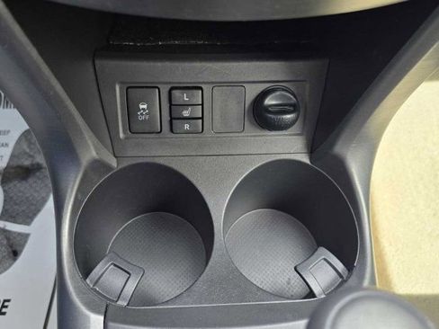 Used 2009 Toyota RAV4 Limited image 23