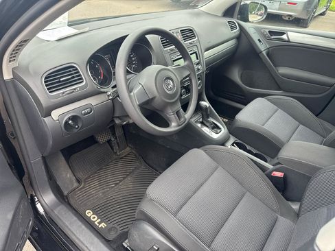 Used 2012 Volkswagen Golf 4-Door FWD image 9