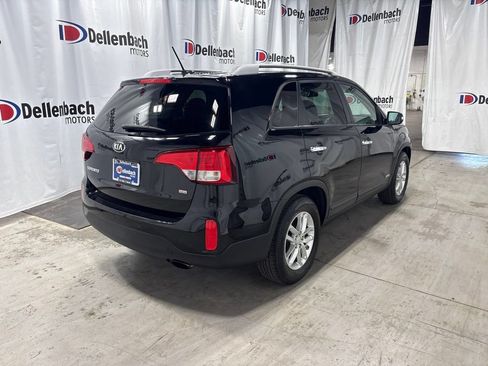 Used 2015 Kia Sorento LX AWD/4WD image 5