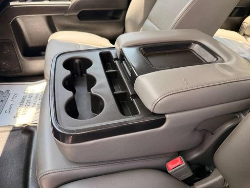 Used 2019 GMC Sierra 3500 2WD Crew Cab w/ Sierra Convenience Package image 21