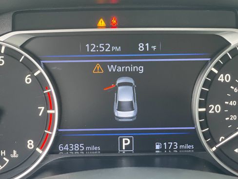 Used 2024 Nissan Altima 2.5 SR FWD image 28