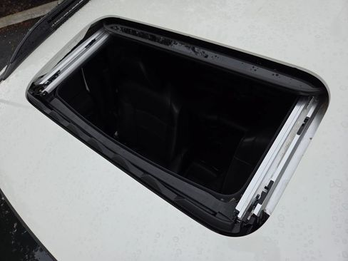 Certified 2019 Honda Passport Touring image 4
