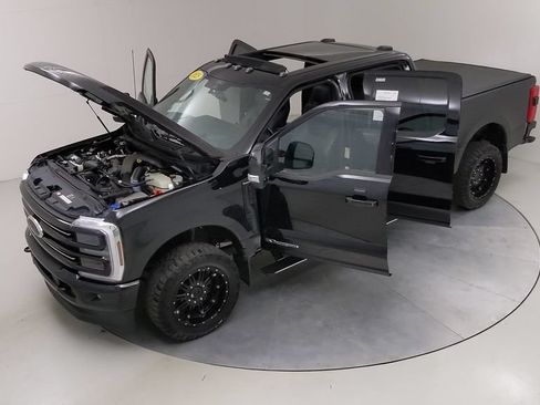 Certified 2025 Ford F250 Platinum AWD/4WD image 59