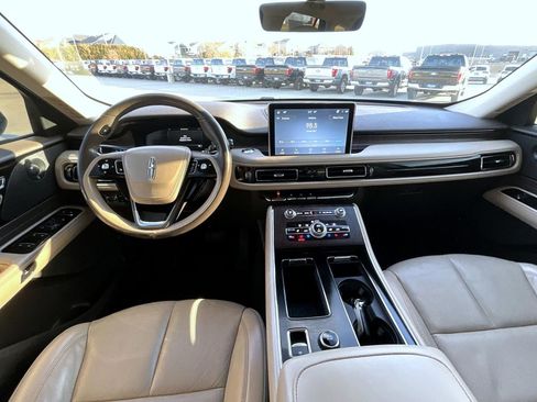 Used 2021 Lincoln Aviator Reserve w/ Equipment Group 201A image 13