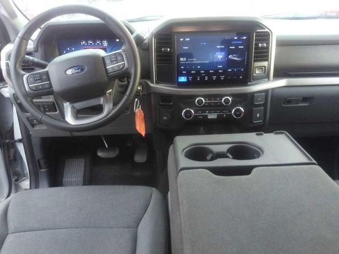 Used 2025 Ford F150 XLT w/ Equipment Group 301A Standard RWD image 8