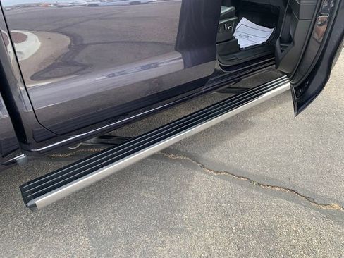 Used 2022 GMC Sierra 1500 Denali AWD/4WD image 5