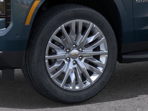 New 2026 Chevrolet Suburban Premier image 33