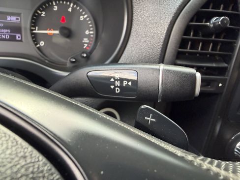 Used 2016 Mercedes-Benz Metris Passenger image 34