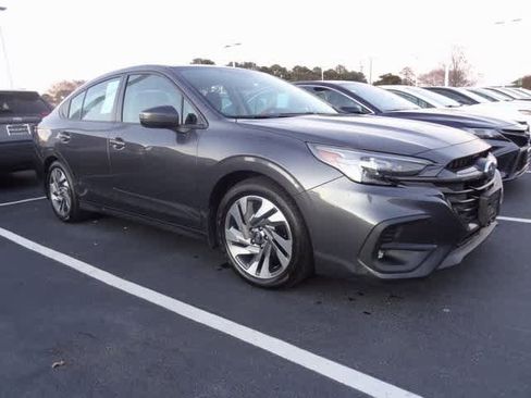 Used 2024 Subaru Legacy Limited image 4