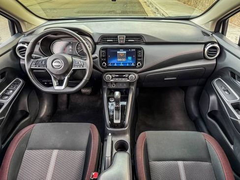 Used 2024 Nissan Versa SR FWD image 27