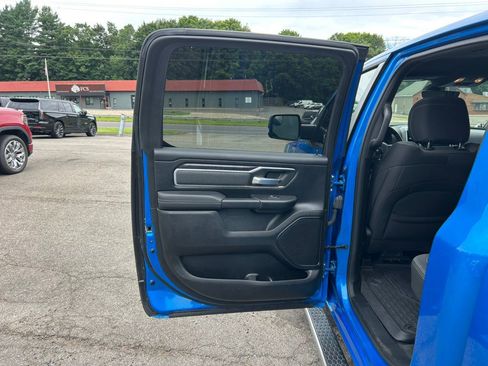 Used 2021 RAM 1500 Big Horn AWD/4WD image 17