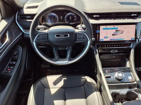New 2026 Jeep Grand Cherokee L Limited AWD/4WD image 4